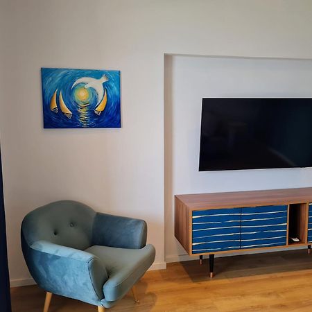 Beachfront Comfort Apartments Sinajko Подгора Экстерьер фото
